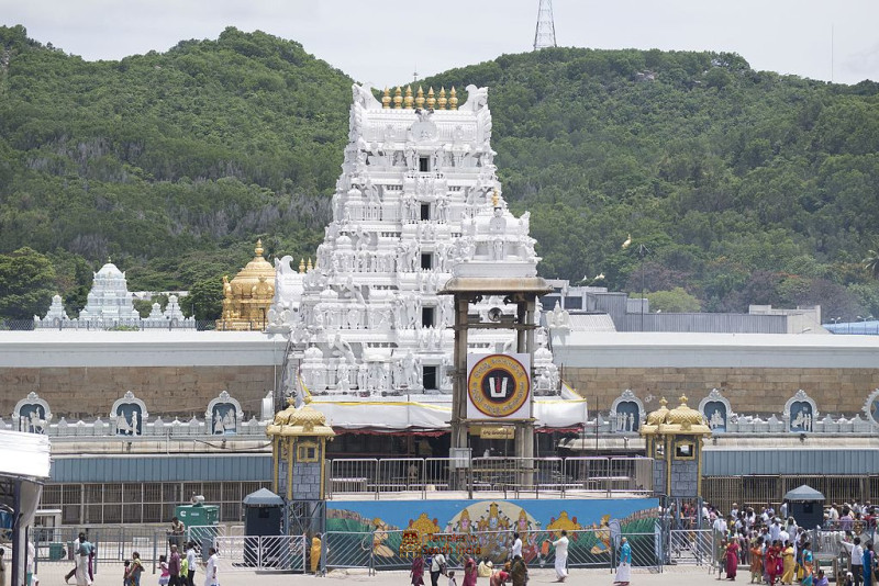 Thirupathi Venkateswara Temple Thirupathi Venkateswara Temple